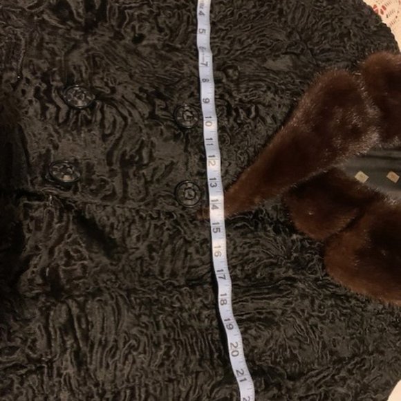 Genuine Swakara South-West African Fur Lamb's Coat with mink Collar - Picture 7 of 16